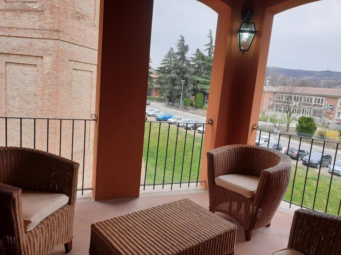Locanda Al Portone Скандіано Екстер'єр фото